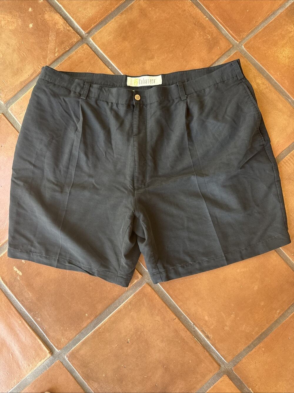 Cubavera Men’s Black Pleated Shorts Size 44 Rayon Blend Casual Resort Golf